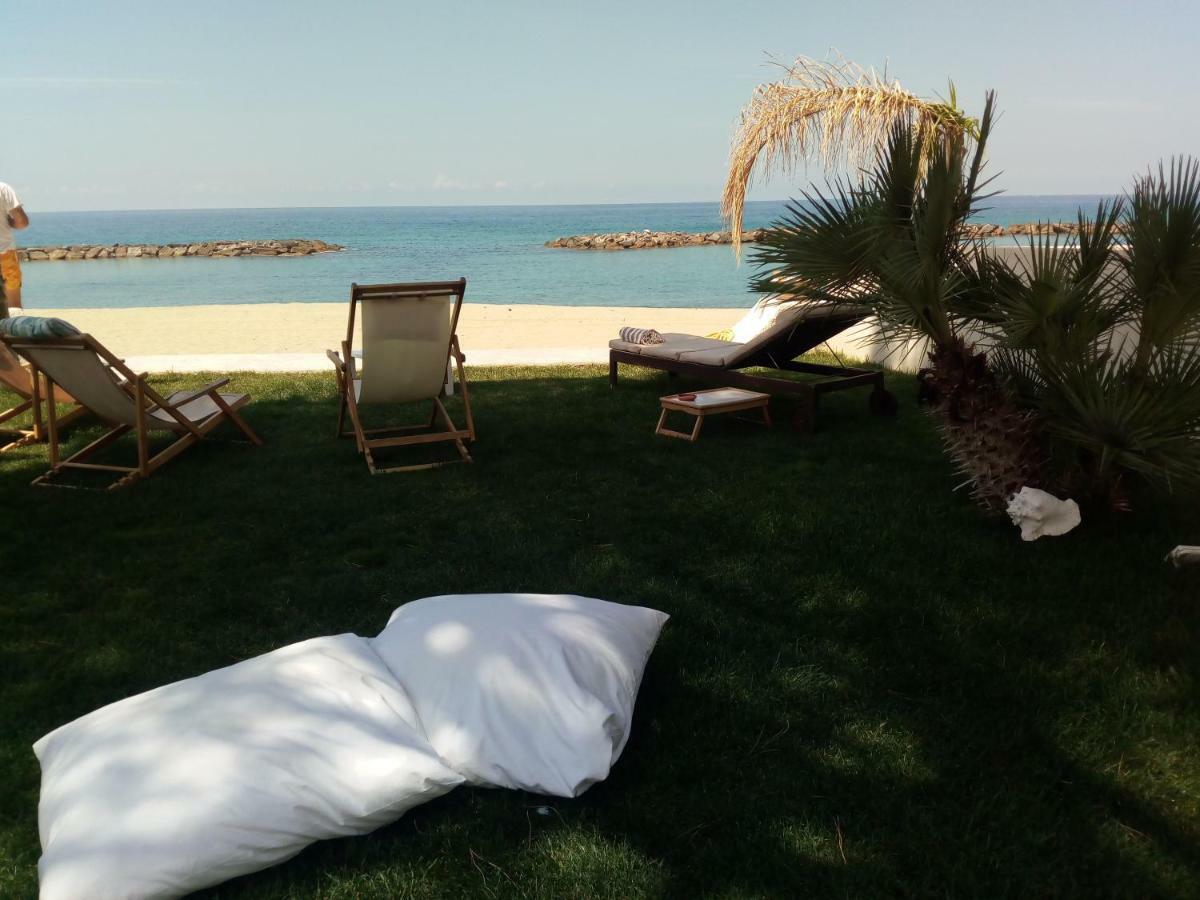 Villa A Diamante Sulla Spiaggia Belvedere Marittimo Buitenkant foto