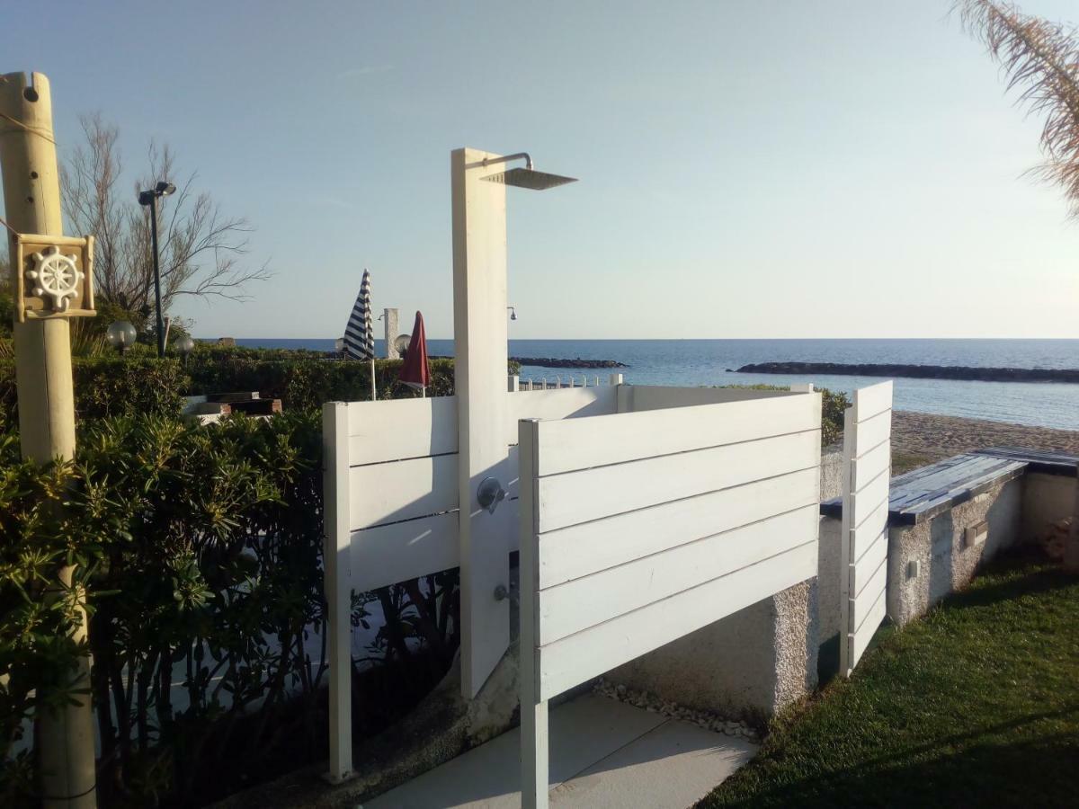 Villa A Diamante Sulla Spiaggia Belvedere Marittimo Buitenkant foto